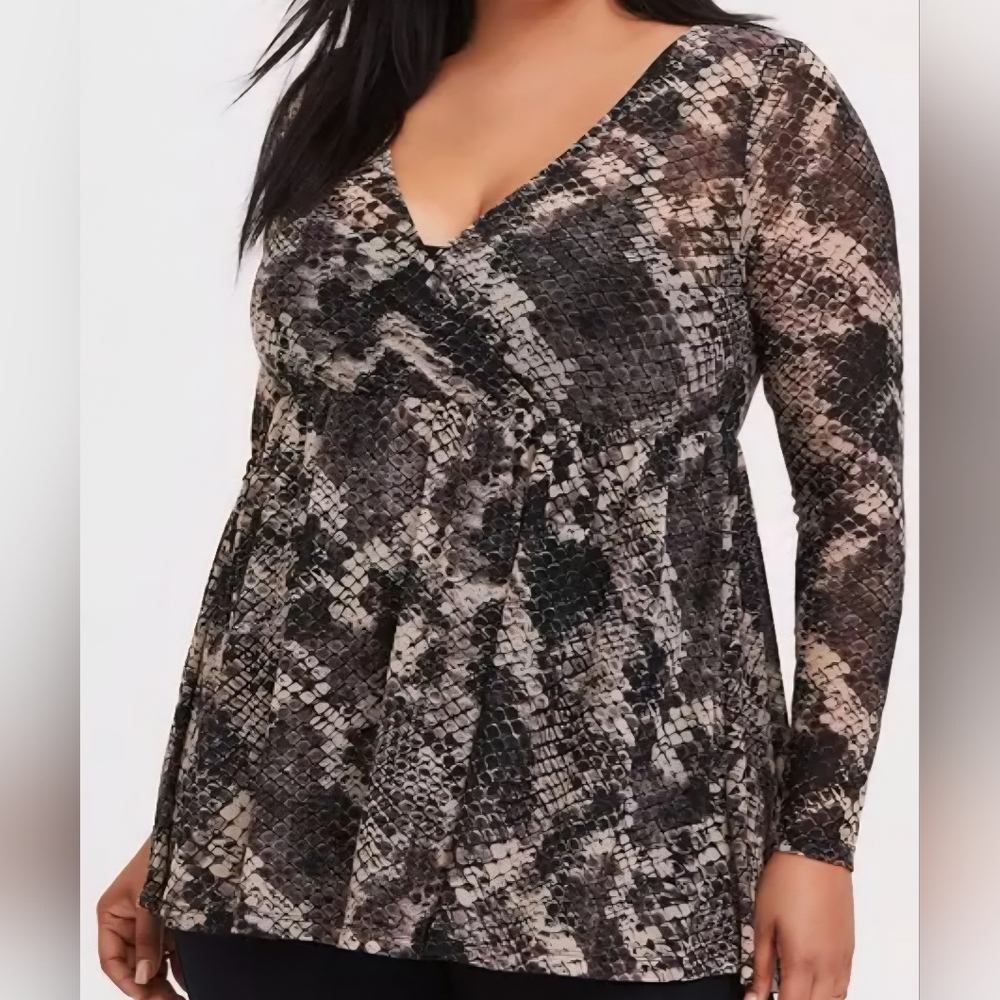 Torrid Snake Brown Babydoll Knit and Mesh Top Size 0